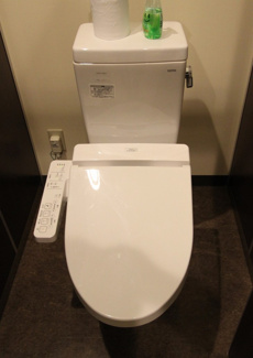 【トイレ】 | マルチプライ扇町3丁目ビル | トイレ内便座