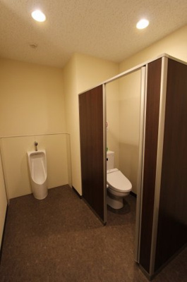 【トイレ】 | マルチプライ扇町3丁目ビル | 男子トイレ