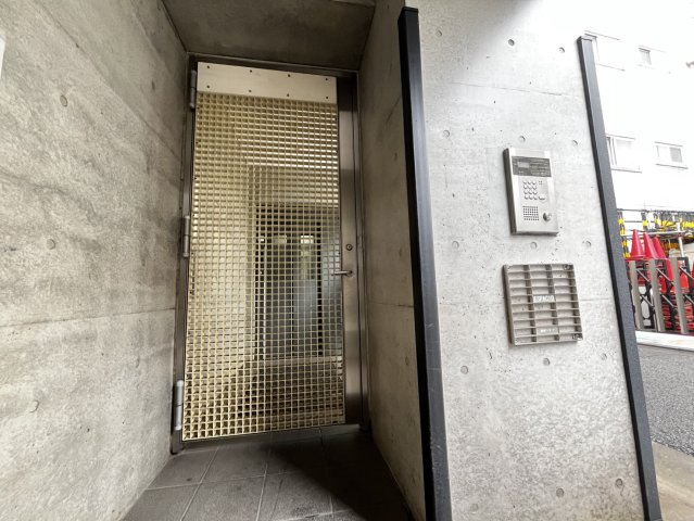 【エントランス】 | エスパシオ