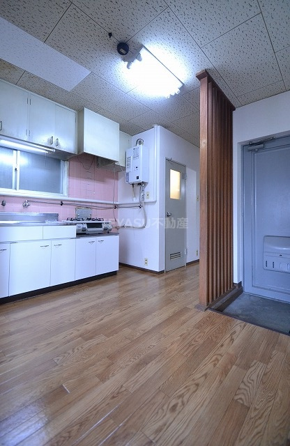 ラ・プラージュ西観音の居間・リビング