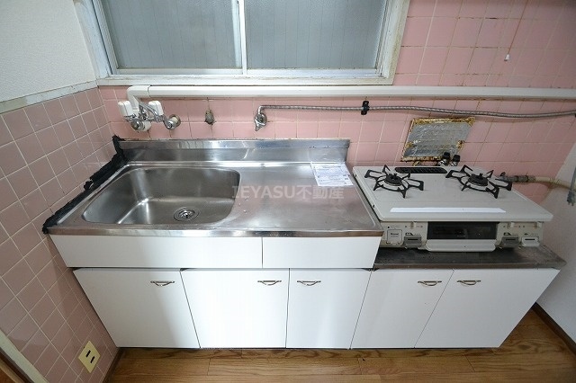 ラ・プラージュ西観音のキッチン