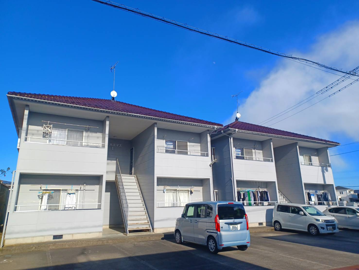 コーポミマスの外観