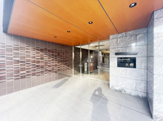 【エントランス】 | ■2LDK新規表層リフォーム物件！