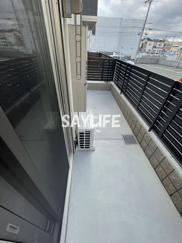 ラリュールのバルコニー