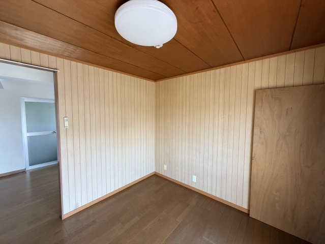 伸和マンションの居間・リビング|居間です