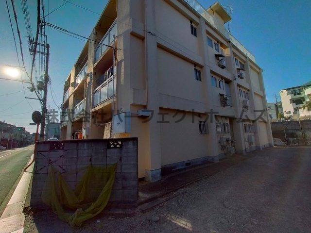 伸和マンションの外観|おしゃれな外観です