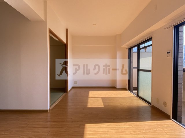 メゾンマルソーの居間・リビング
