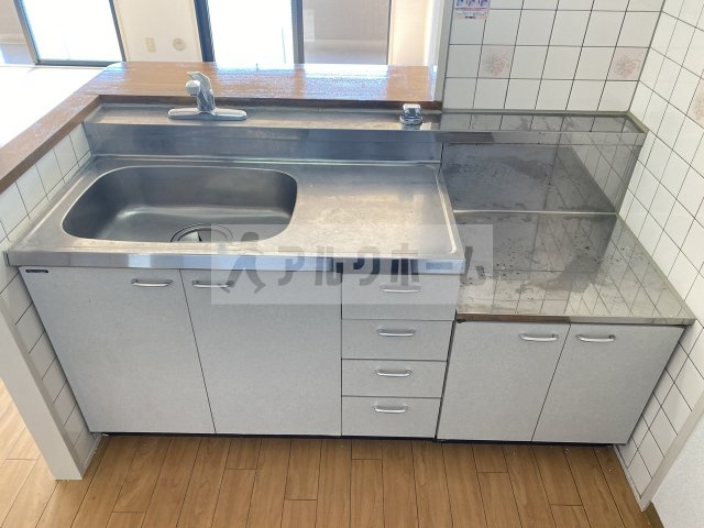 メゾンマルソーのキッチン