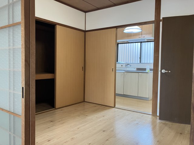 コーポ小西の居間・リビング