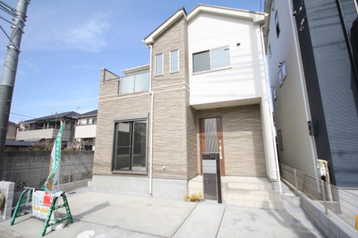 【外観】 | 三郷市早稲田2丁目4990 | 南向きで陽当り良好