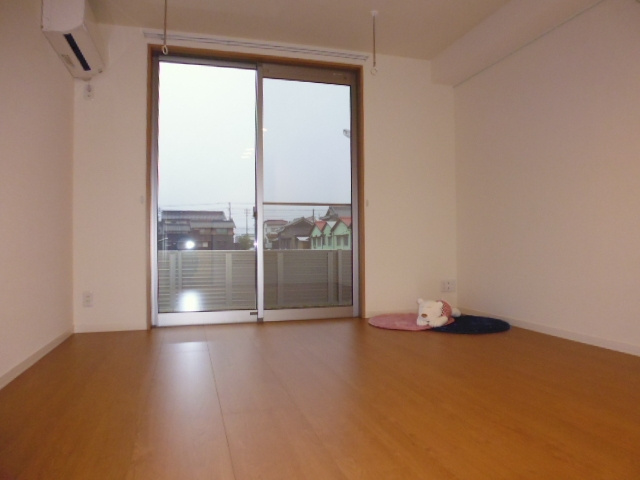 コンブリオＢの居間・リビング|リビング