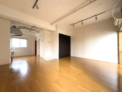 【居間・リビング】 | マーブルコート小山