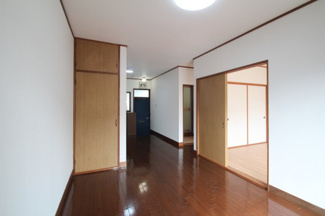 【居間・リビング】 | 幸コーポ | おしゃれなリビングです