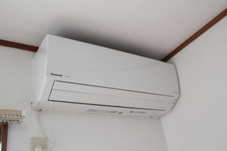 【居間・リビング】 | 幸コーポ | こちらのリビングで趣味の時間をお楽しみください