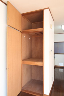 【収納】 | 幸コーポ | リビングにある収納です