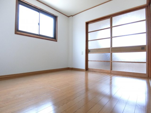 狭山桜台マンションの洋室