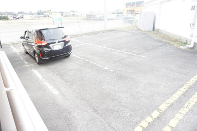 【駐車場】 | サンレジデンス