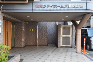 【エントランス】 | エントランス　オートロック付き