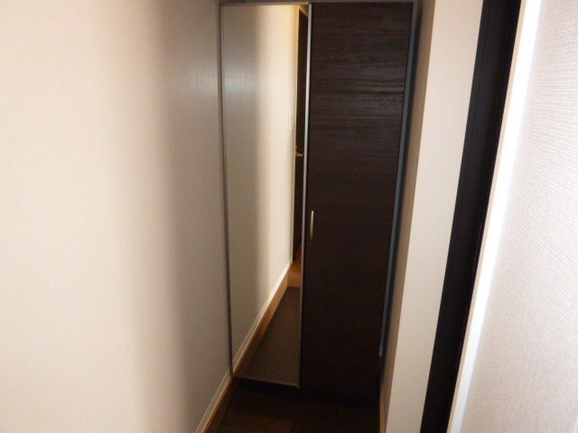 GrandGarageNAKASEの玄関