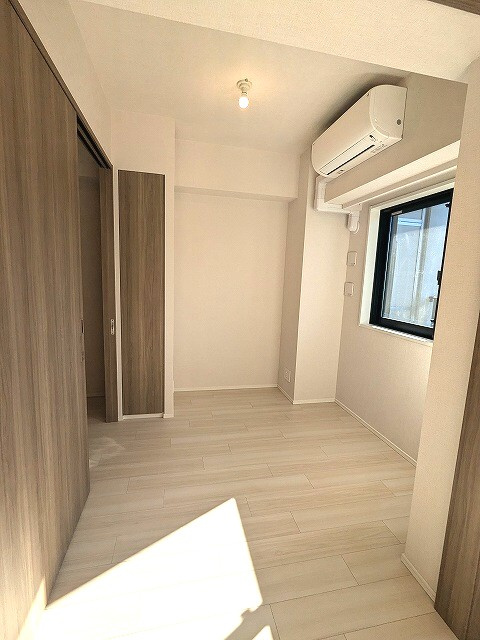 ONE ROOF RESIDENCE ASAKUSABASHIの内装|3.5帖洋室