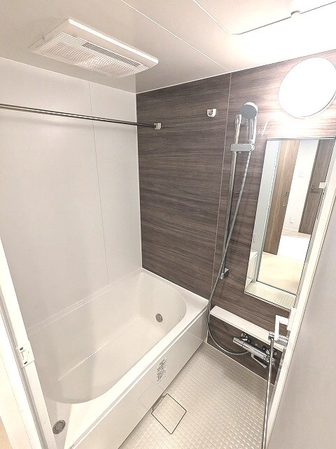 ONE ROOF RESIDENCE ASAKUSABASHIの浴室