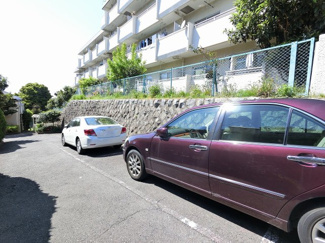 【駐車場】 | 平置き駐車場です。