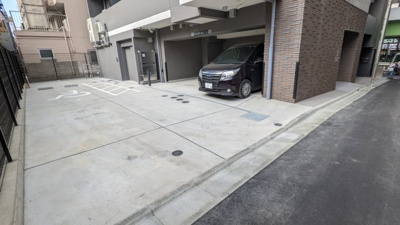 【駐車場】 | ケルスコート笹塚 | コムハウジングにおまかせください！０３－３３７６－４６９４