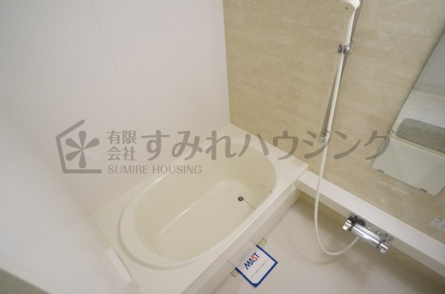 シャーメゾン山本の浴室