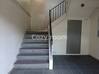 【ロビー】 | 有馬パレス江坂 | 落ち着いたロビーです