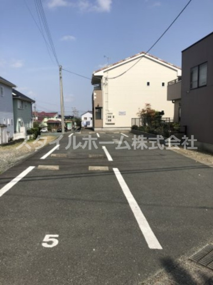 【駐車場】 | エスペレ | 駐車場です