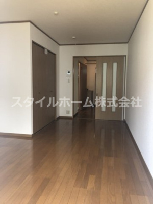 【居間・リビング】 | エスペレ | 別部屋写真です。