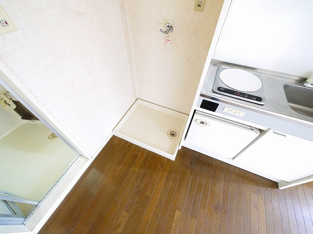 ニューハイツ三島の設備|室内洗濯機置き場