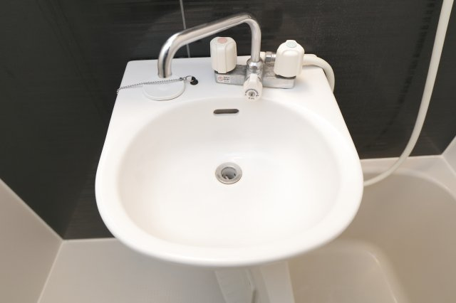 コンフォール新小岩の洗面所