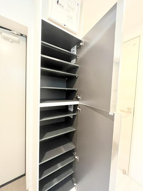 コンフォール新小岩 の玄関