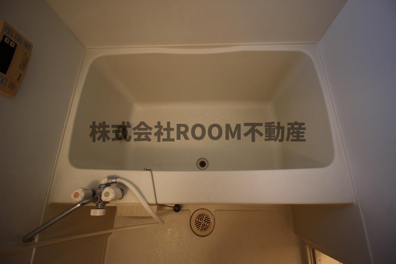 ニュウジーコート都城Ⅱの浴室|落ち着いた空間のお風呂です