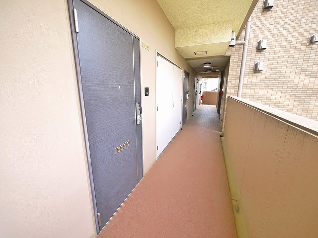 スターレ奈良のその他共用部分|綺麗な共有スペース。