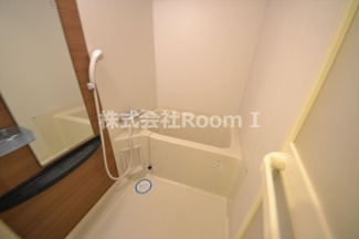 【浴室】 | セレニテ本町エコート | コンパクトで使いやすいお風呂です