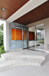 【エントランス】 | 落ち着いたエントランスです