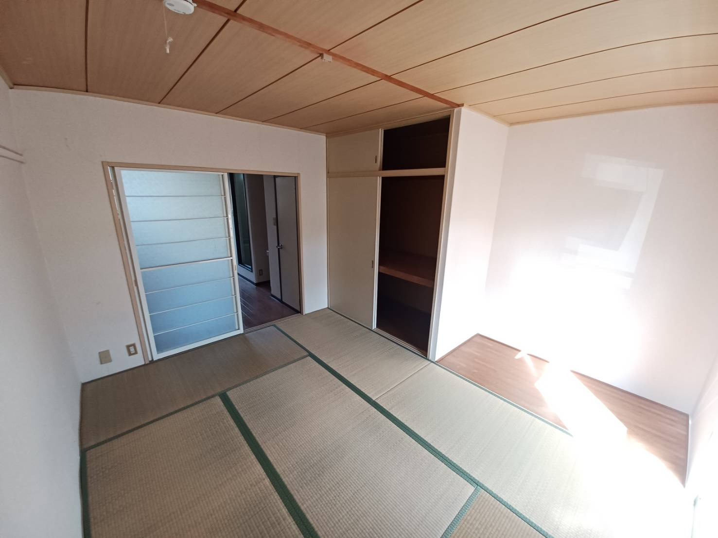 ウエストハイツの和室