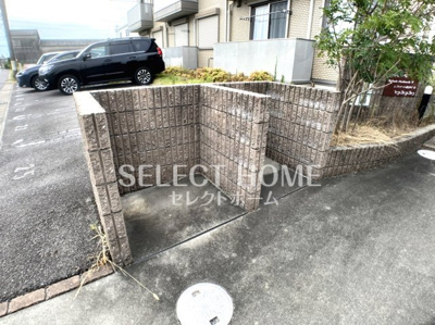  | レフィナード橋目町 Ｂ