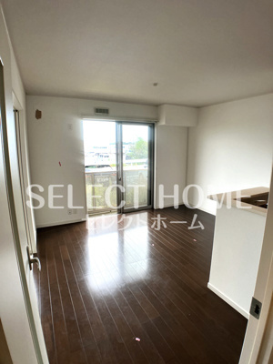 【居間・リビング】 | レフィナード橋目町 Ｂ | 使いやすいリビングです