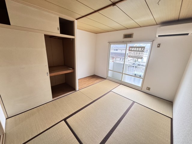ウエストハイツの和室