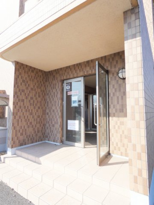 【エントランス】 | ユーミーKAZU