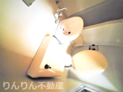 【トイレ】 | コーポ岡本 | 清潔感のあるトイレです