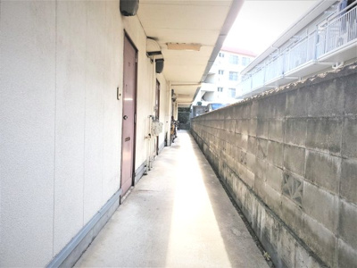 【エントランス】 | コーポ岡本