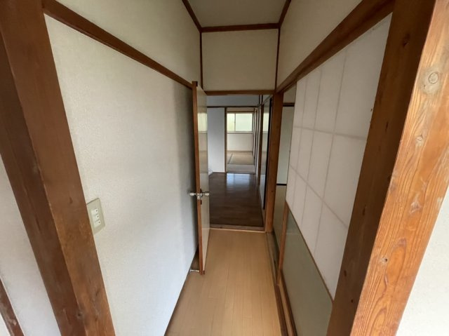 根小屋貸家の内装