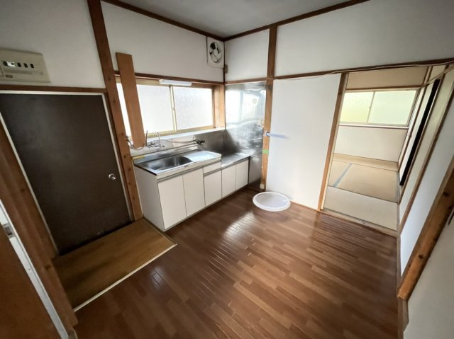 根小屋貸家のキッチン