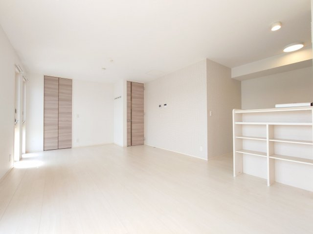 エーデル自由丘Ⅱの居間・リビング