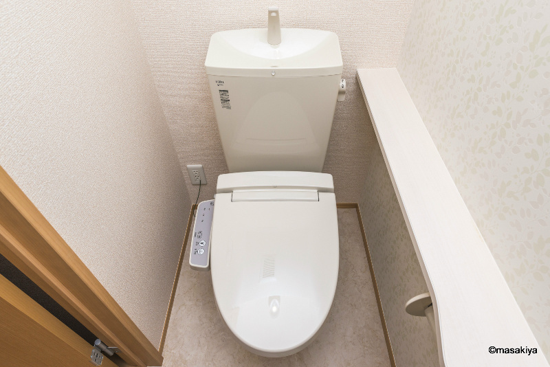 シャンピニオン　ルージュのトイレ|トイレ　ウォシュレット付き。