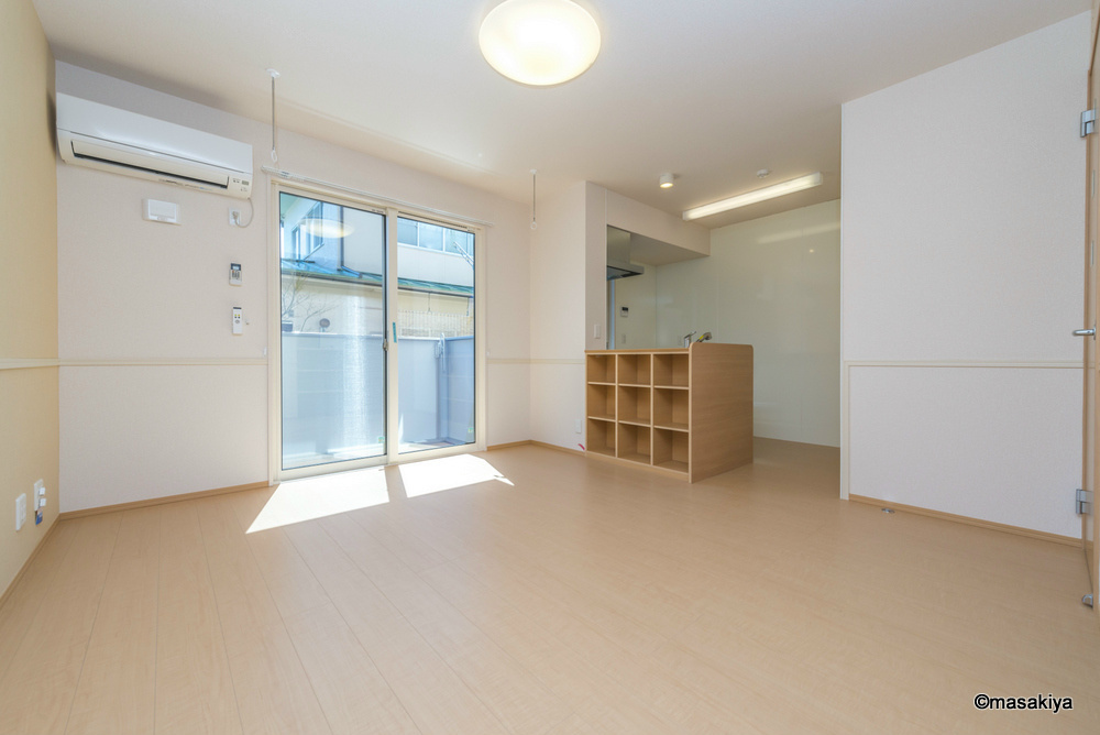 シャンピニオン　ルージュの居間・リビング|リビング